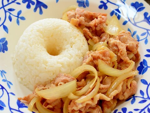 新玉ねぎが美味しい！生姜焼き丼